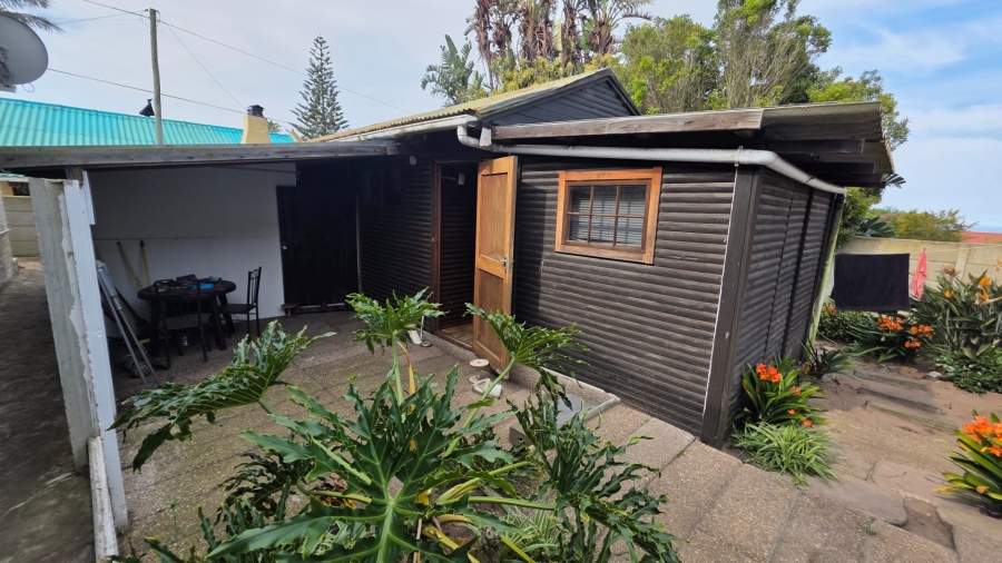 6 Bedroom Property for Sale in Dana Bay Western Cape